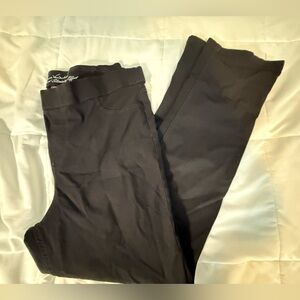 Gloria Vanderbilt Straight Leg Black Slimming Pants
